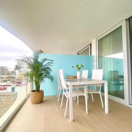 Fantastic Apartment In The Wave Just Steps From Carvajal Beach - Pool And Free Parking فوينخيرولا المظهر الخارجي الصورة