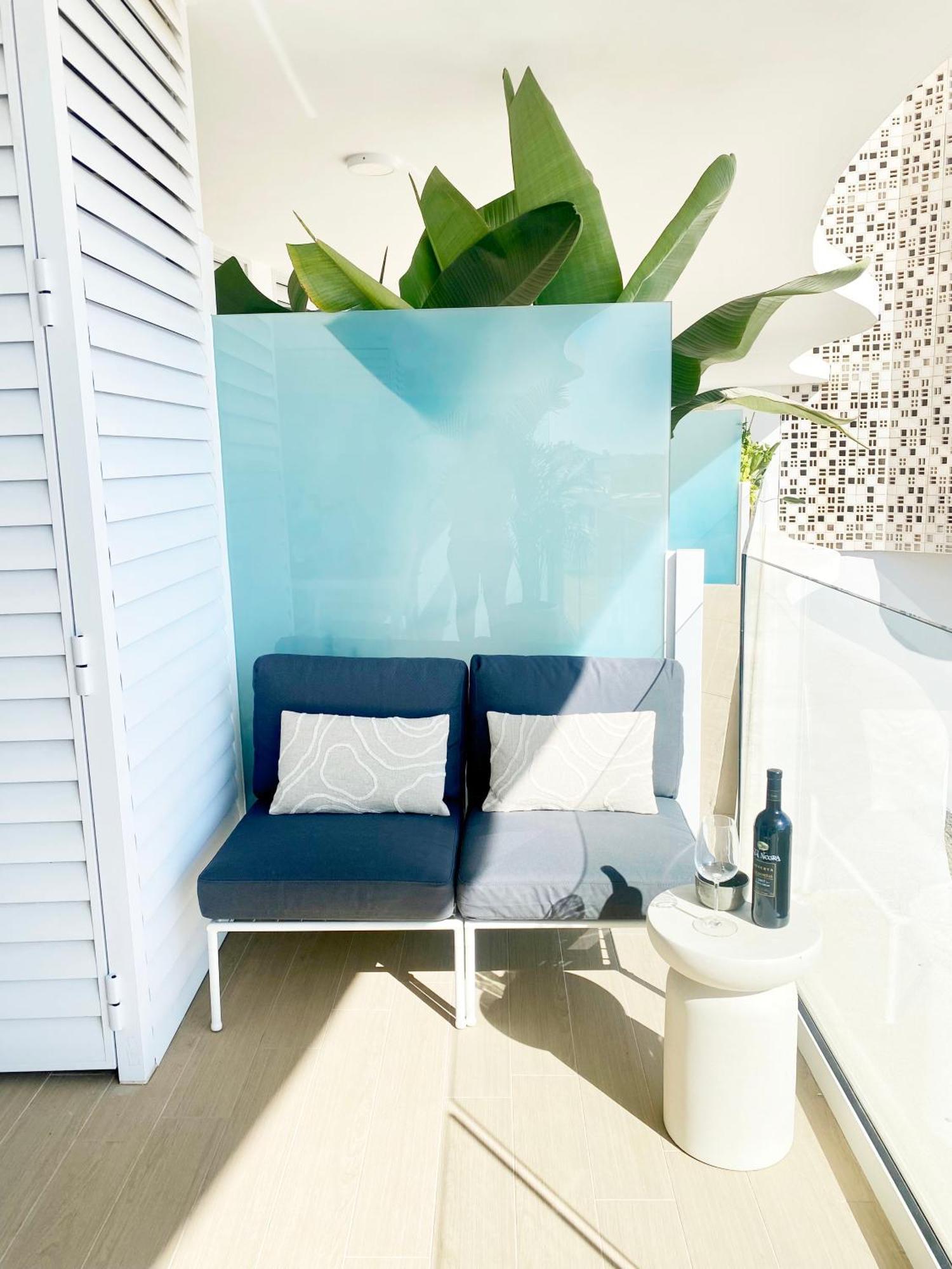 Fantastic Apartment In The Wave Just Steps From Carvajal Beach - Pool And Free Parking فوينخيرولا المظهر الخارجي الصورة
